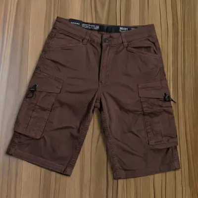 Stylish Kaizer Cotton Fabric 6 Pocket Short Pant